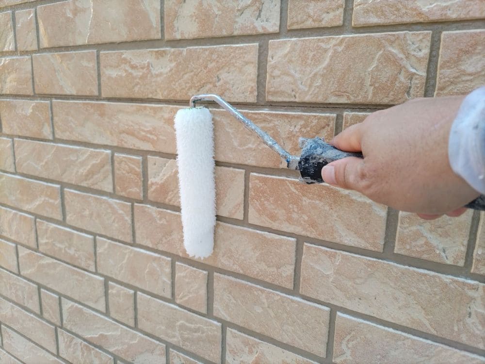 直貼り工法と通気工法の特徴とメリット・デメリット