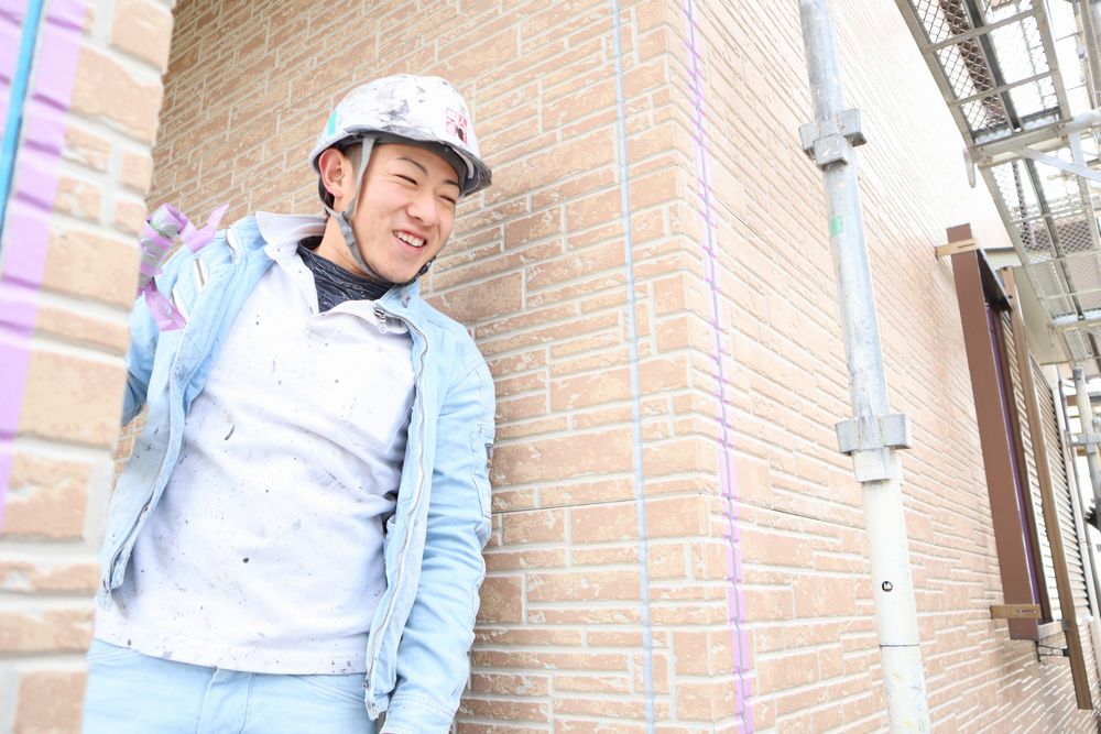 目地やサッシ廻りのコーキング工事