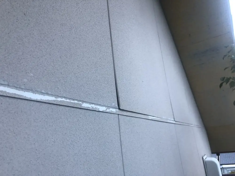 ⑩サイディングの反り｜塗り替えサイン