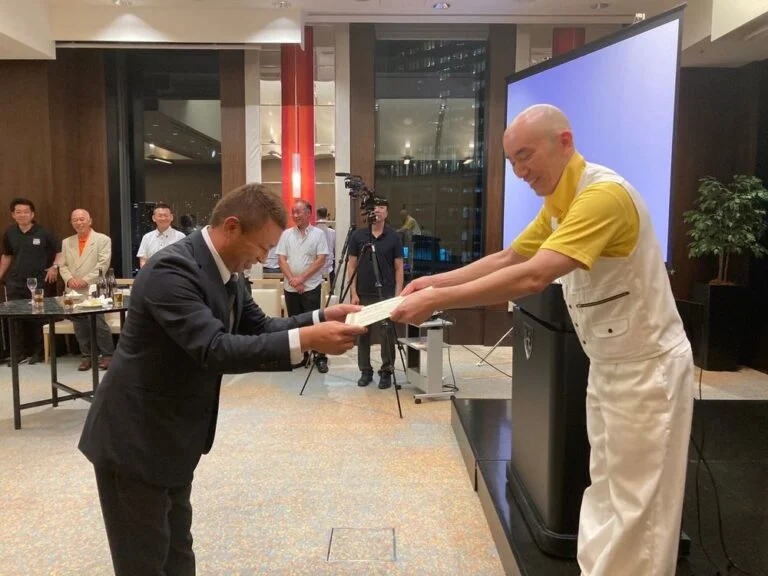 塗装店経営者や塗装職人の講師としても活躍